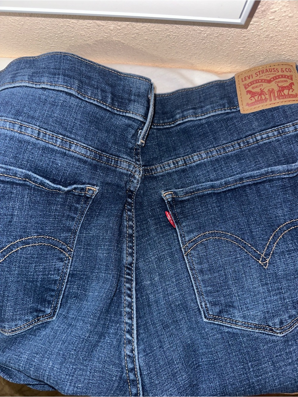 Levi's Indigo Blue Straight-Leg Jeans Back View - Picture 5 of 5
